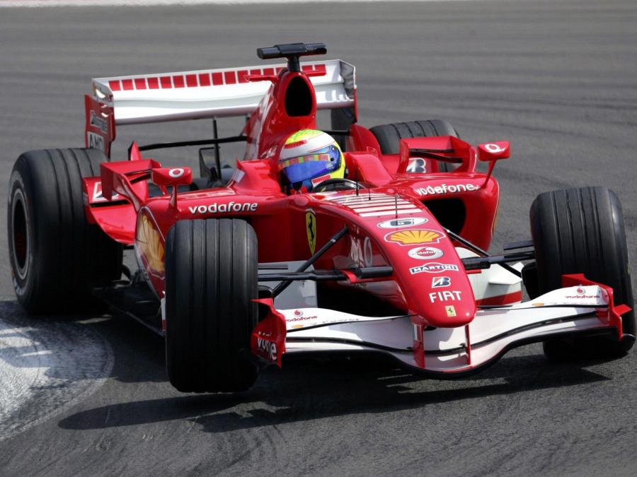  Ferrari 248 F1 2006 года  (фото 9 из 16)